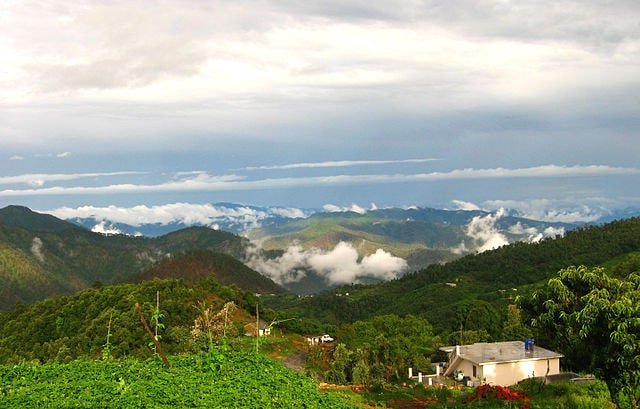 Top 10 Tourist Places in India in Summer